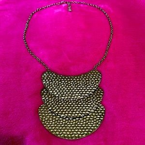 Modern gold fashion necklace